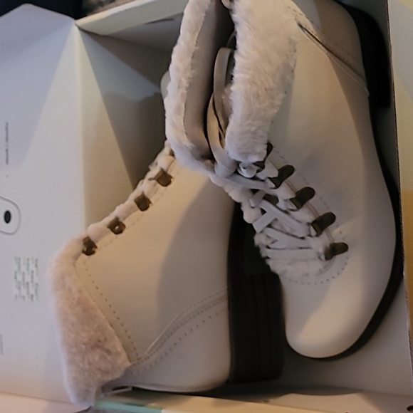 SOLD!!!! - Picture 2 of 11